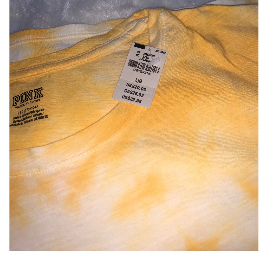 PINK Victoria’s Secret T-shirt